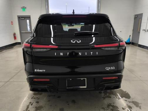 2025 INFINITI QX60 Pure