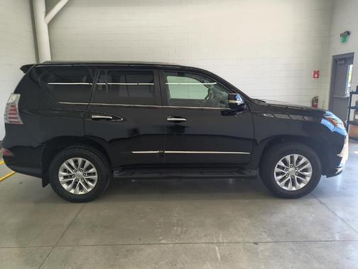 2019 Lexus GX 460 Base