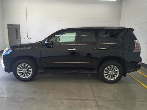 2019 Lexus GX 460 Base