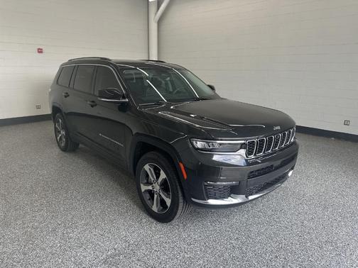 Rocky Mountain Pearlcoat 2023 Jeep Grand Cherokee L Limited