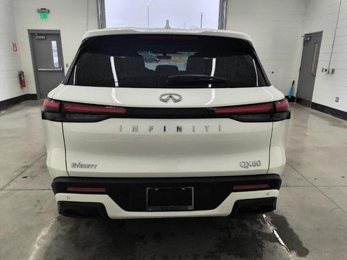 2025 INFINITI QX60 Pure