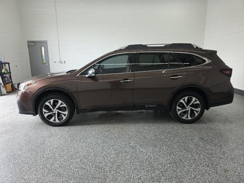 2020 Subaru Outback Touring XT