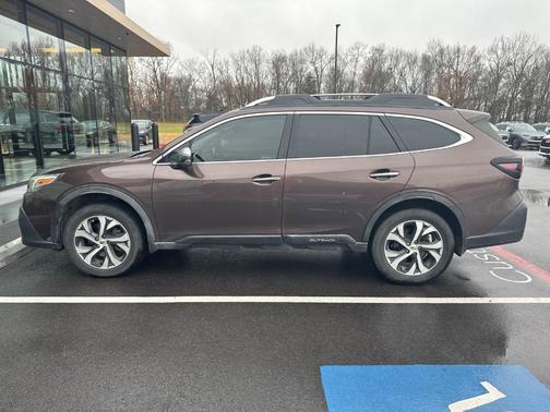 2020 Subaru Outback Touring XT