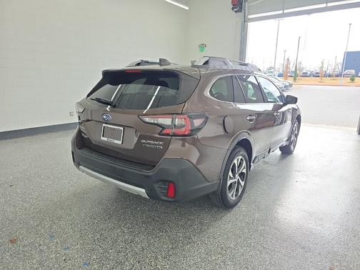 2020 Subaru Outback Touring XT