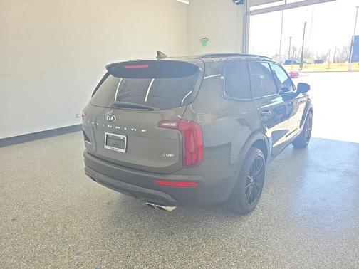 2021 Kia Telluride S