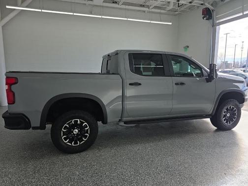 2024 Chevrolet Silverado 1500 ZR2