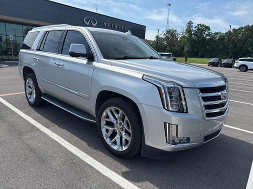Radiant Silver Metallic 2020 Cadillac Escalade Luxury