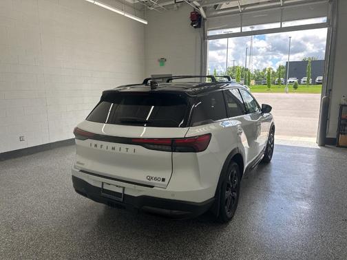 Radiant White 2027 INFINITI QX60 AUTOGRAPH