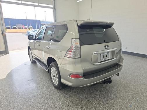 2022 Lexus GX 460 Base