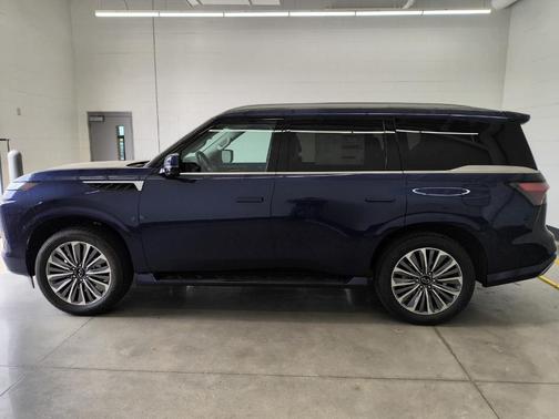 2025 INFINITI QX80 Luxe