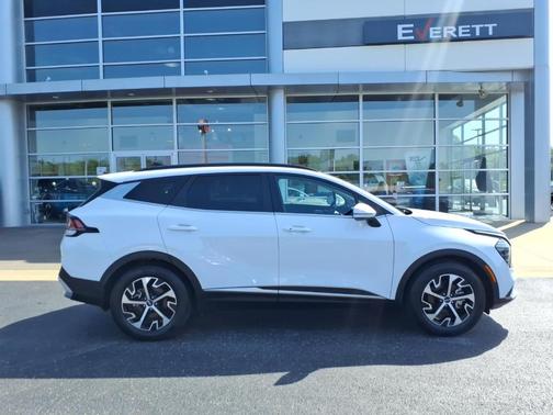 Glacial White Pearl 2025 Kia Sportage EX