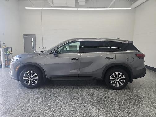 2025 INFINITI QX60 Pure