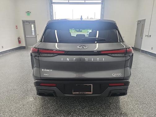 2025 INFINITI QX60 Pure