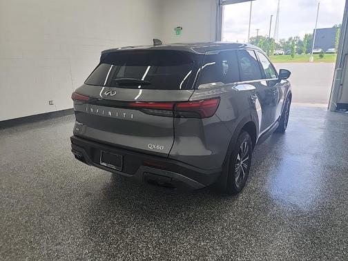 2025 INFINITI QX60 Pure