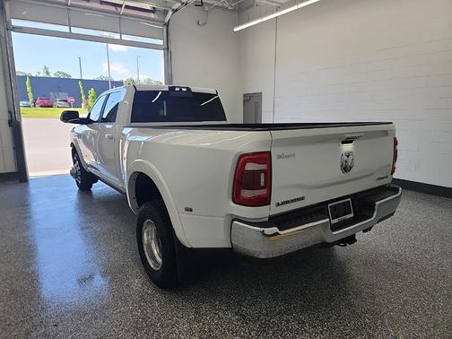 2022 RAM 3500 Laramie