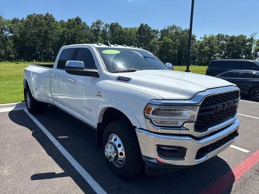 2022 RAM 3500 Laramie