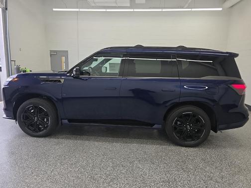 2026 INFINITI QX80 SPORT