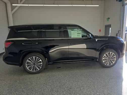 Black Obsidian 2026 INFINITI QX80 Luxe