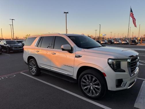 2021 GMC Yukon SLT