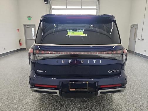 2025 INFINITI QX80 SENSORY