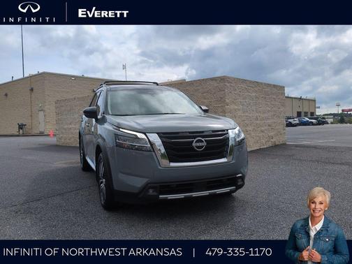 Gray 2 Tone 2022 Nissan Pathfinder Platinum