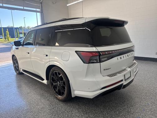 2026 INFINITI QX80 SPORT