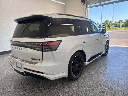2026 INFINITI QX80 SPORT