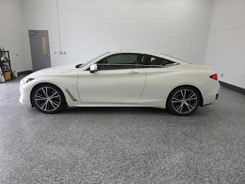 2019 INFINITI Q60 3.0t LUXE