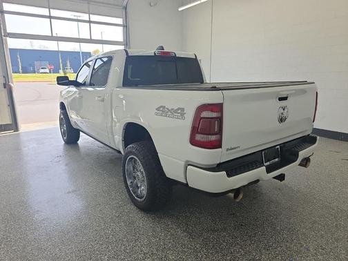Bright White Clearcoat 2020 RAM 1500 Big Horn