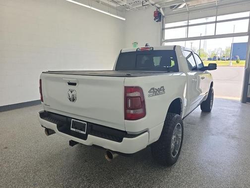 Bright White Clearcoat 2020 RAM 1500 Big Horn