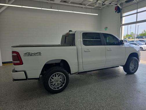 Bright White Clearcoat 2020 RAM 1500 Big Horn