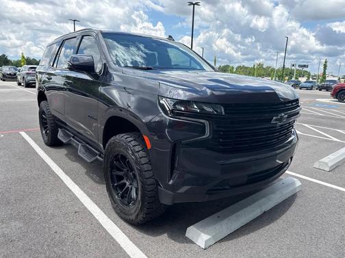 Dark Ash Metallic 2023 Chevrolet Tahoe RST