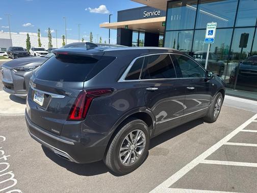 Shadow Metallic 2021 Cadillac XT5 Premium Luxury