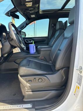 Summit White 2021 Chevrolet Suburban Z71