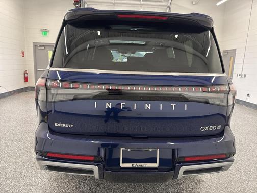 2025 INFINITI QX80 SENSORY