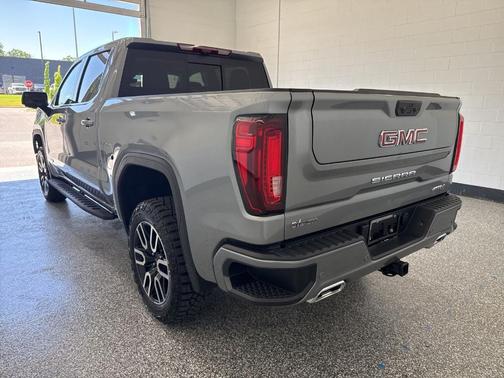 Sterling 2025 GMC Sierra 1500 AT4