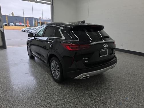 2025 INFINITI QX50 Luxe