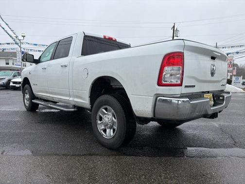 2022 RAM 2500 Big Horn Crew Cab 4x4 6'4' Box