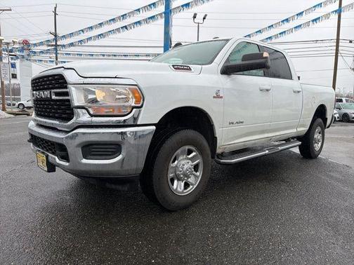 2022 RAM 2500 Big Horn Crew Cab 4x4 6'4' Box