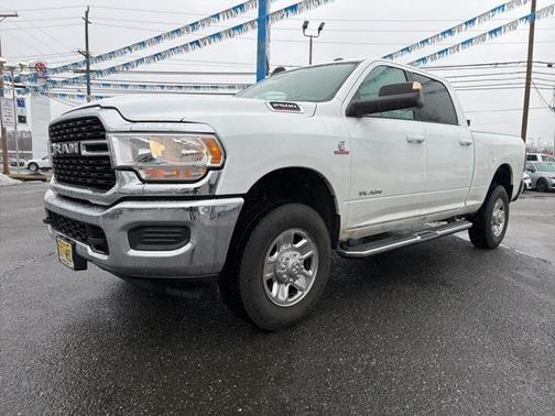 2022 RAM 2500 Big Horn Crew Cab 4x4 6'4' Box