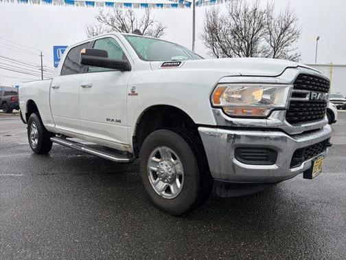 2022 RAM 2500 Big Horn Crew Cab 4x4 6'4' Box