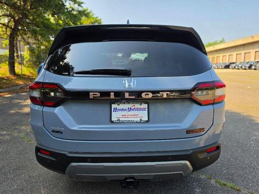 Sonic Gray Pearl 2026 Honda Pilot TrailSport