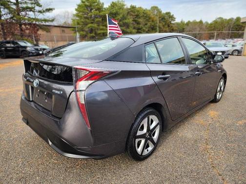 2017 Toyota Prius Three Touring