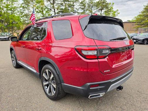 Radiant Red Metallic II 2023 Honda Pilot AWD Elite