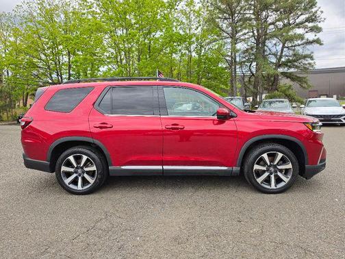 Radiant Red Metallic II 2023 Honda Pilot AWD Elite