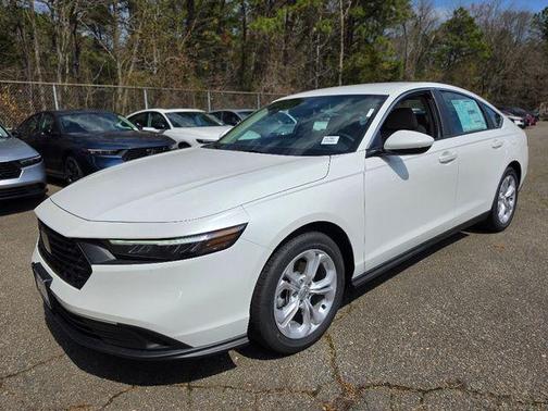 Platinum White Pearl 2026 Honda Accord LX 1.5T