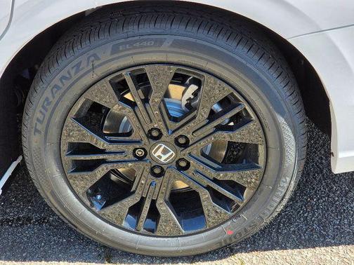 Platinum White Pearl 2026 Honda Odyssey Sport-L