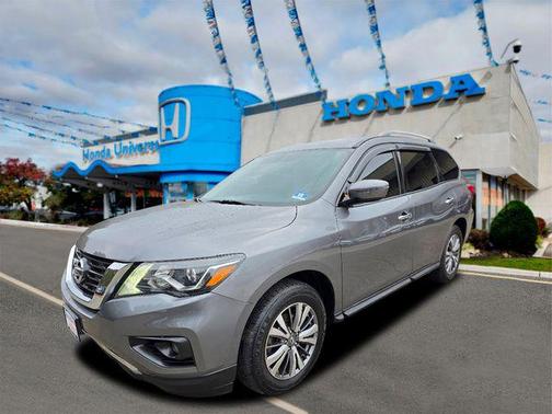 Gun Metallic 2020 Nissan Pathfinder SV 4WD