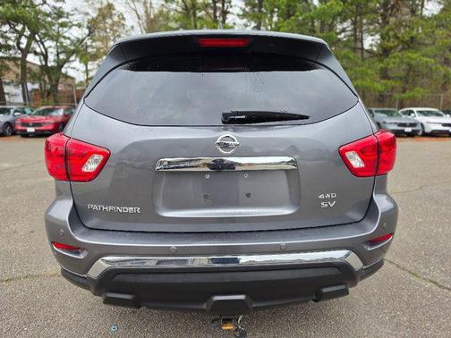 Gun Metallic 2020 Nissan Pathfinder SV 4WD