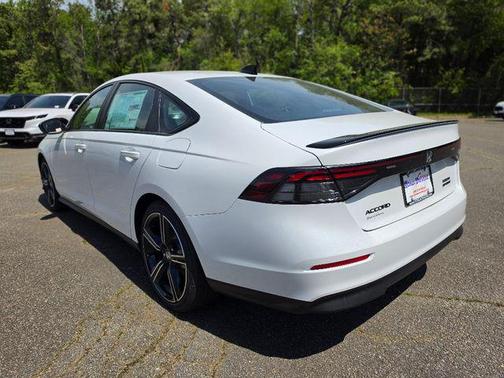 Platinum White Pearl 2026 Honda Accord Hybrid Sport